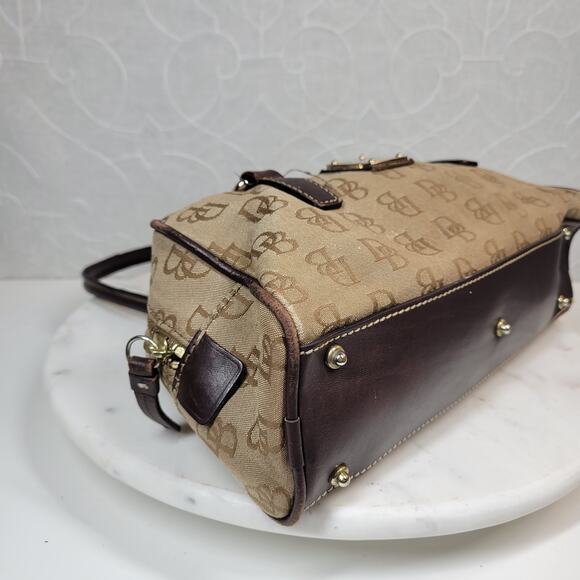 Dooney & Bourke Womens Monogram Bag Brown Signature Canvas Leather Trim Y2K - Picture 8 of 16